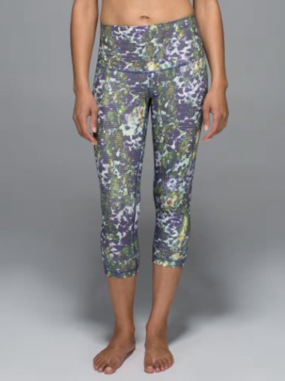 lululemon wunder under crop legging in floral sport white multi